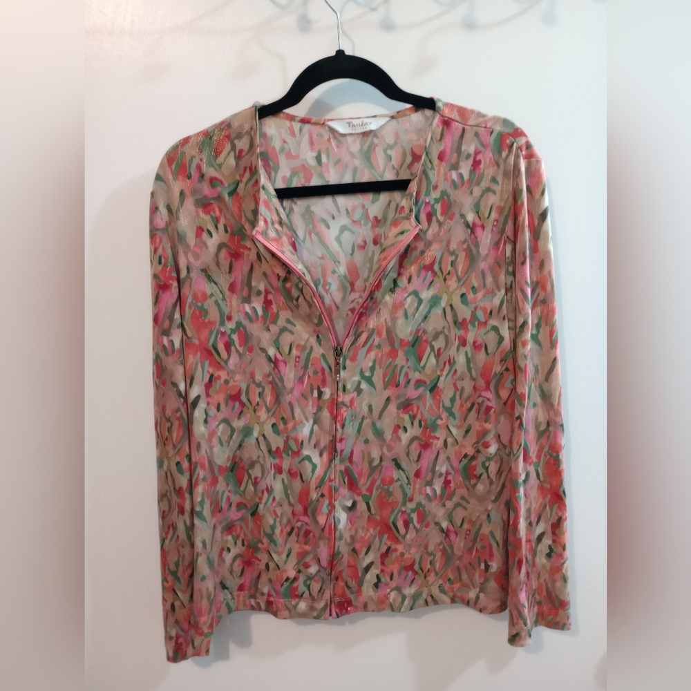 Dressy zip front jacket/blouse.